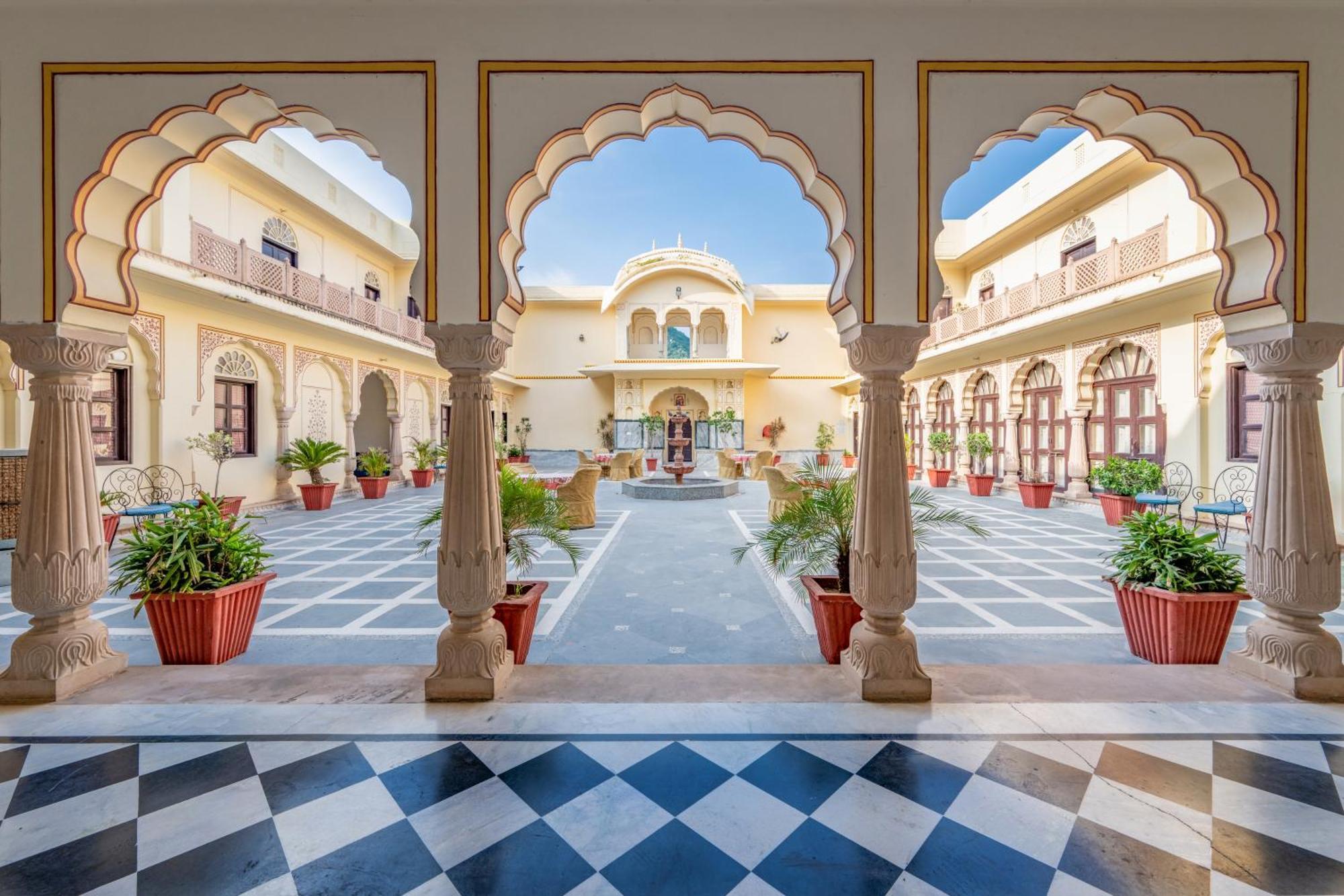 Dhulagarh Heritage Palace Hotel Near Jaipur Bānskhoh Екстериор снимка