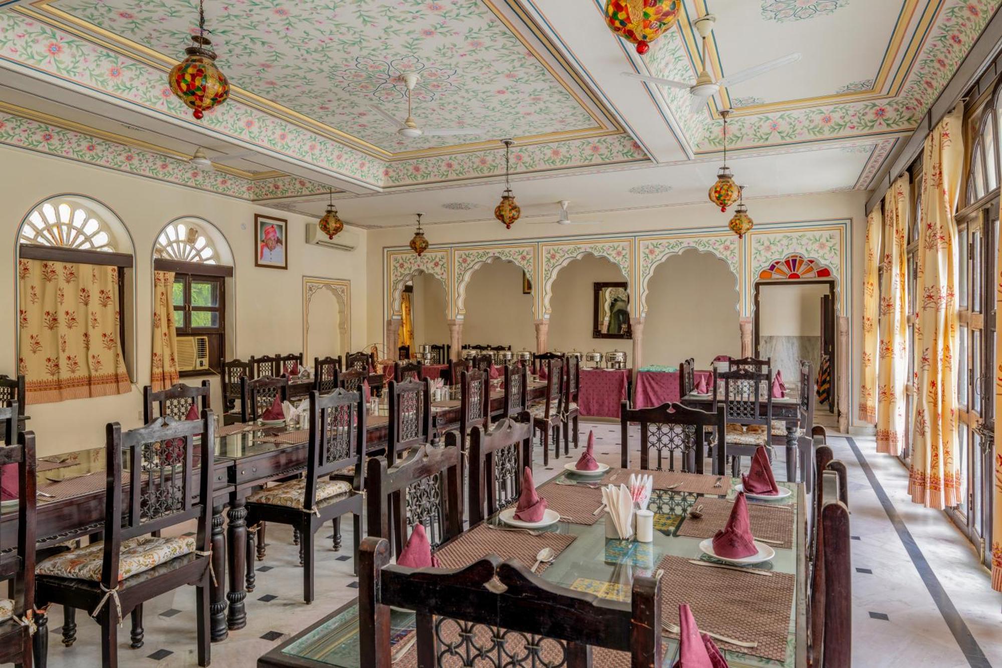 Dhulagarh Heritage Palace Hotel Near Jaipur Bānskhoh Екстериор снимка
