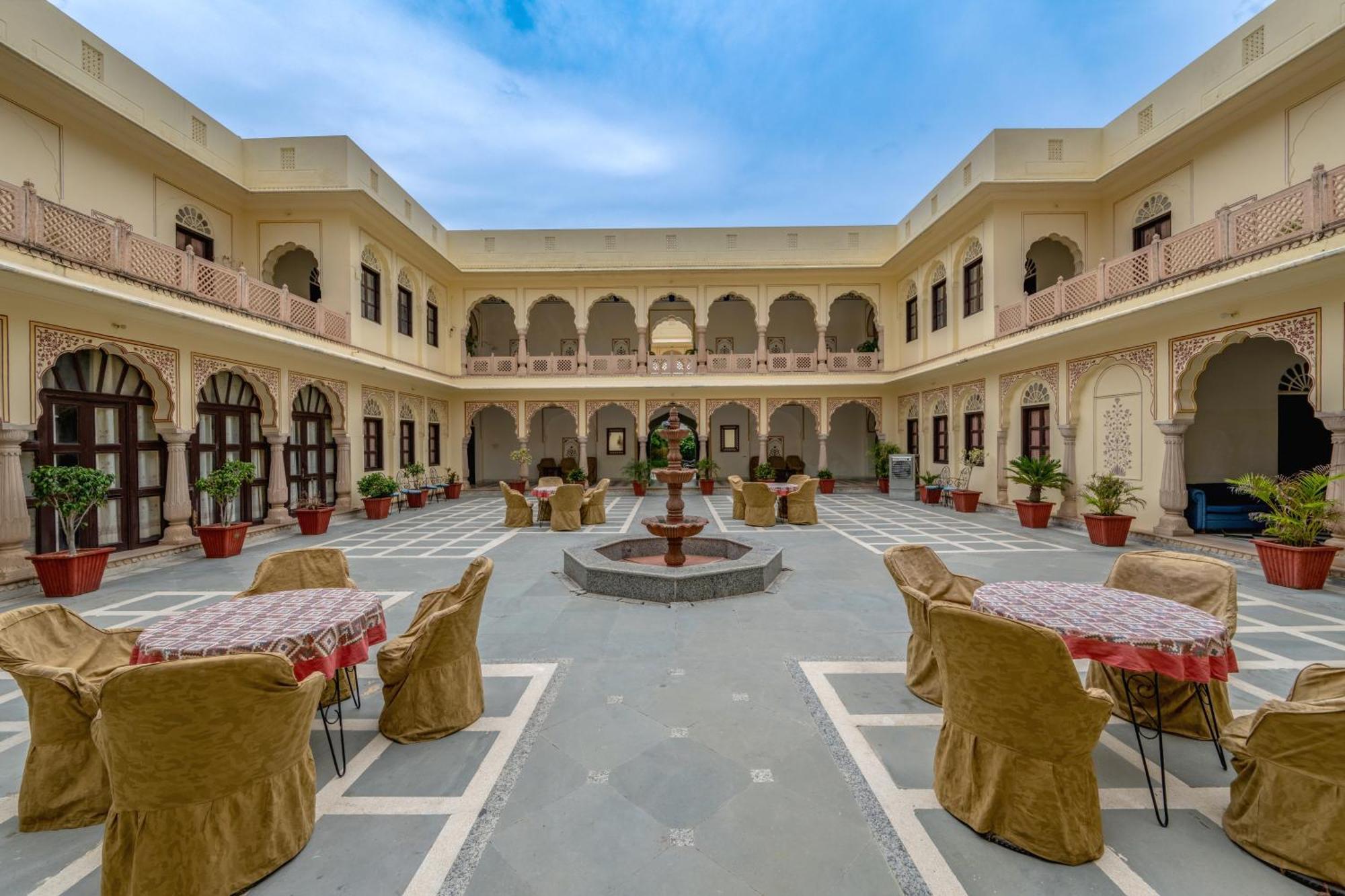 Dhulagarh Heritage Palace Hotel Near Jaipur Bānskhoh Екстериор снимка