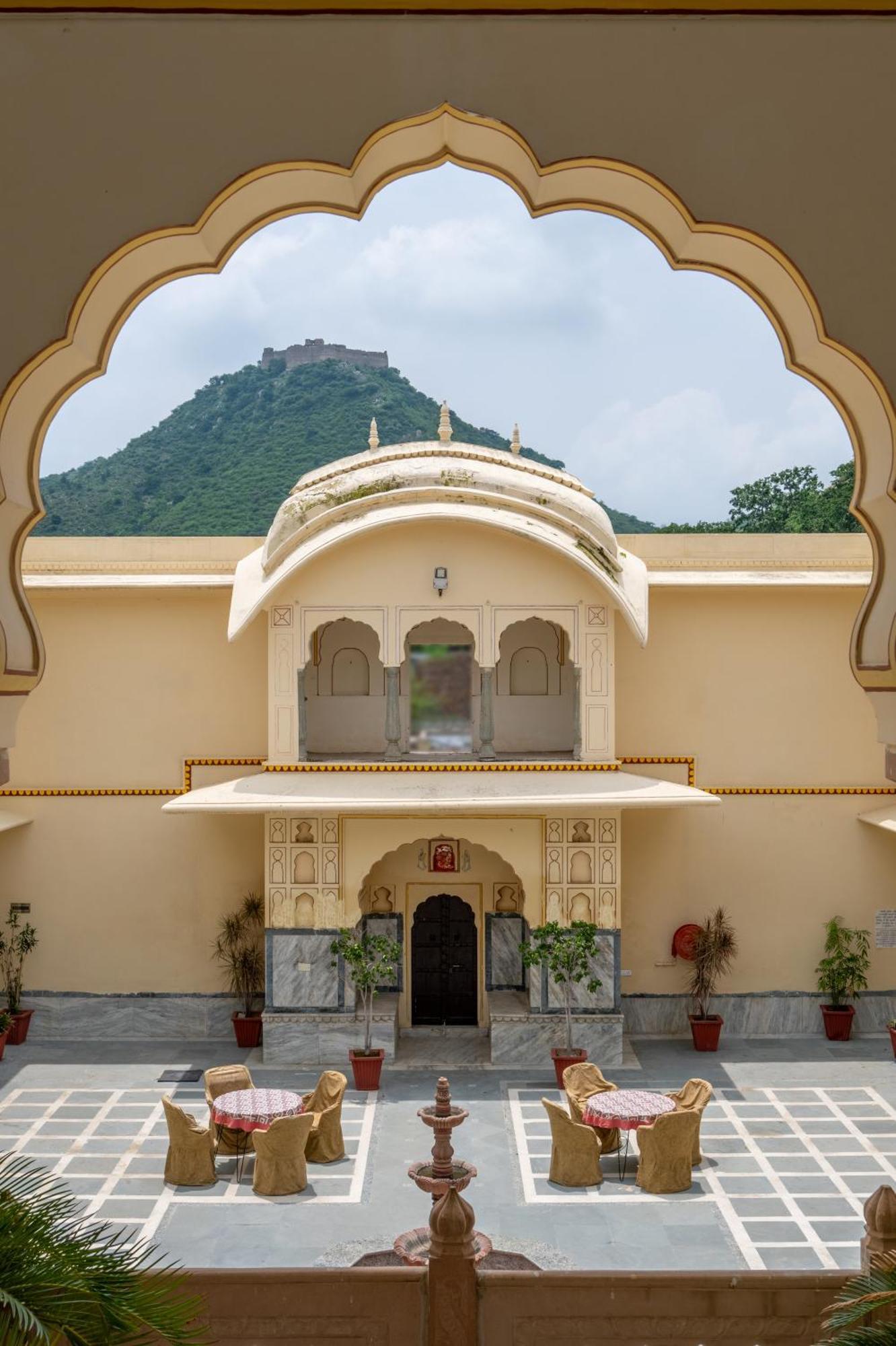 Dhulagarh Heritage Palace Hotel Near Jaipur Bānskhoh Екстериор снимка